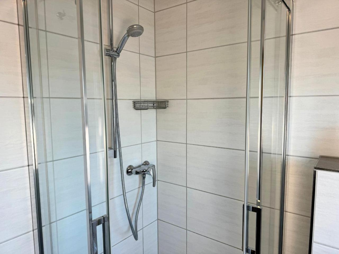 Am Plan Apartment *